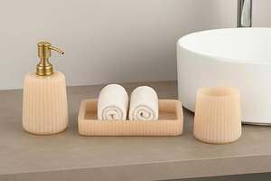 Ensemble de salle de bain en résine écologique, 4 pièces, personnalisé pour la maison, distributeur de savon, porte-brosse à dents, plateau de toilette, au meilleur prix - Product Image 2