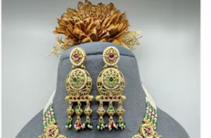 Joyería nupcial india tradicional, collar y aretes Kundan chapados en oro con circonitas para mujeres y niñas, gargantilla para bodas y fiestas - Product Image 2