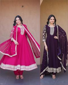 Vestidos Anarkali étnicos indios con lentejuelas bordadas y dupatta para mujer, ropa tradicional india para bodas. - Product Image 2