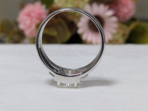 Bague de fiançailles en moissanite sertie de griffes, monture carrée vintage, 1,70 ct, certifiée IGI, en or blanc 14 carats pour femme - Product Image 3