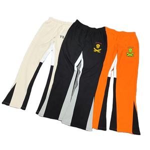 Venta al por mayor de pantalones de chándal para hombre Joggers Graffiti Paint Splatter Stacked FLARE PANTS Custom Logo 100% Cotton Flare Sweatpants - Product Image 3