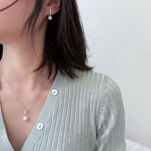 Pendientes de Perlas Naturales de Agua Dulce de 7-9 mm con Forma Redonda Impecable, Plata de Ley 925, Luz Extremadamente Brillante - Product Image 4