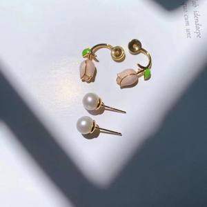 Pendientes de Perlas de Agua Dulce de 7-8 mm con Forma de Tulipán, Plata Pura con un Fuerte Toque Femenino - Product Image 3