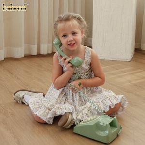 Filles ECO smockée robe évasée avec ourlet en dentelle ODM OEM bébé robe smockée fabricant de gros-DR4402 - Product Image 6