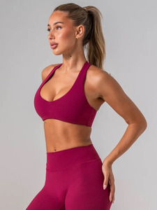 เสื้อชั้นในกีฬาสำหรับออกกำลังกายวิ่ง Ever Glow Wholesale Fitness  รับสกรีนโลโก้ด้านหน้า ระบายอากาศได้ดี ทนทาน แห้งเร็ว รองรับได้ดี - Product Image 3