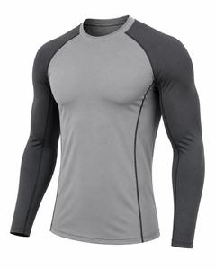 Vêtements de sport personnalisés pour hommes, manches longues, col rond, rashguard gris en spandex, séchage rapide, respirant, écologique, anti-UV, pour l'extérieur - Product Image 3