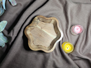 Cuenco de Madera Hecho a Mano de Lujo para Velas |   Recipiente para Velas de Madera Natural de Primera Calidad - Product Image 1