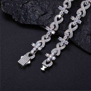 Pulsera de Plata de Ley 925 con Cruz Infinita y Moissanita VVS, Pulsera Fina con Baño de Rodio Color D, Pasa la Prueba del Diamante - Product Image 5