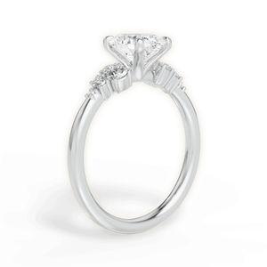 Anillo de Compromiso de Oro Blanco de 14K con Diamante Ovalado Cultivado en Laboratorio de 5.05 CTW y Piedras Laterales Redondas - Product Image 3