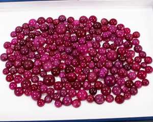 Rubis naturels cabochons ronds, tailles variées, pierres précieuses de qualité, bonne brillance avec des inclusions naturelles, pour la fabrication de bijoux et de pendentifs - Product Image 1