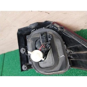 Feu arrière extérieur gauche d'occasion OEM 5G0945095P pour Golf 2017-2021 - Product Image 6