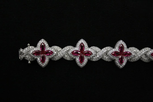 Pulsera Floral de Lujo con Moissanita y Rubí, Plata 925, Joyería Fina para Boda, Regalo Elegante y Brillante para Mujer - Product Image 2