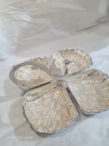 Plateau de service royal traditionnel en argent plaqué, 4 compartiments, motif paon, pour fruits secs, avec poignée - Product Image 1