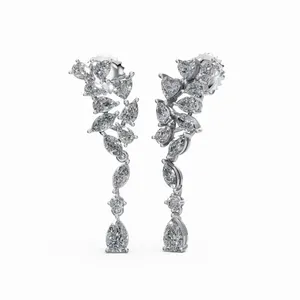 Pendientes de Diamantes Cultivados en Laboratorio Golden Symphony de Marinas, 24 Piezas, Diseño de Corte Múltiple en Forma de Gota, Certificación IGI, Claridad VVS, Oro de 10/14/18 Quilates - Product Image 1