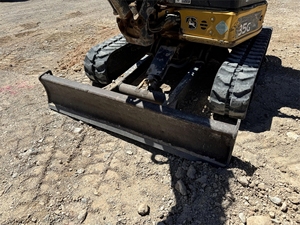 Excavatrice 35G bien entretenue pour travaux d'aménagement paysager et d'infrastructure - Product Image 4
