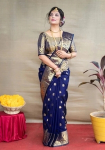Sari en soie pure Kanjivaram brodé traditionnel KV - Réversible, infroissable, séchage rapide pour les occasions festives - Product Image 2