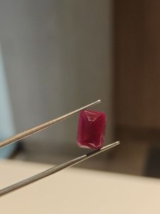Piedra Suelta de Rubí Rojo Ovalado Natural de 5.67ct para Diseño de Joyería Personalizada al Mejor Precio - Product Image 3