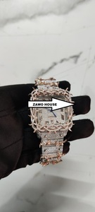 Reloj de lujo para hombre con diseño único, estilo hip hop, con diamantes de moissanita VVS, disponible a precio de mayorista. - Product Image 3