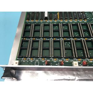 AMAT 0100-11025 MVME 211, 01-W3295B01 MOTOROLA VME - Équipements et pièces semi-conductrices d'origine fiables à l'échelle mondiale - Product Image 4