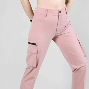 Pantalons cargo pour femmes confortables et tendance - Matériel de haute qualité - Parfaits pour les tenues décontractées et les aventures en plein air - Product Image 1
