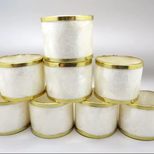 แหวนรองผ้าเช็ดปากทองเหลืองดีไซน์หรูหรา แหวนรองผ้าเช็ดปากโลหะฝังมุก แหวนรองผ้าเช็ดปากสแตนเลส ราคาโรงงานดีเยี่ยม - Product Image 1