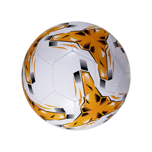 ลูกฟุตบอลน้ำหนักเบา วัสดุคุณภาพดีที่สุด ผลิตใหม่ ลูกฟุตบอลสำหรับผู้ใหญ่ระดับท็อป พร้อมพิมพ์โลโก้ตามสั่ง เป็นมิตรกับสิ่งแวดล้อม ทนทาน ขนาดมาตรฐาน - Product Image 2