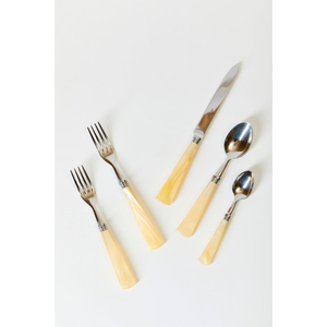 Ensemble de couverts minimalistes en métal avec manches en bois, finition miroir haute brillance, couverts durables pour la restauration et l'usage domestique - Product Image 1