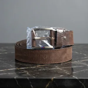 Ceinture en cuir de vachette marron pour homme, motif uni, boucle carrée en alliage, largeur 40 mm, usage décontracté - Product Image 3