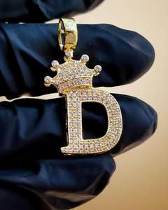 Pendentif personnalisé en forme de couronne avec initiales, style hip-hop, en argent 925 plaqué or, breloques personnalisées avec initiales pour femmes - Product Image 1