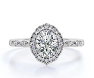 Anillo de Compromiso de Moissanita con Corte Oval Antiguo y Vintage, 1.3 Quilates, Plata 925, Engaste de Garras, Certificado por Terceros, Clásico, Nupcial, Único - Product Image 1