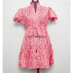 ชุดมินิเดรสผ้าฝ้ายออร์แกนิคแท้ 100% พิมพ์ลายดอกไม้ด้วยมือ ชุดฤดูร้อนสำหรับวันหยุด - Product Image 2