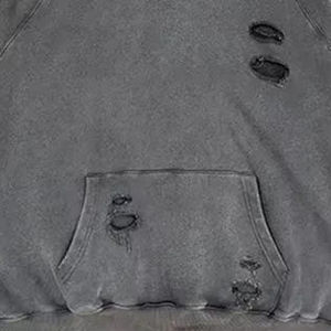 เสื้อฮู้ดดี้ผ้าฝ้ายสีเทาขนาดใหญ่พิเศษ มีกระเป๋าหน้าและดีเทลขาดๆ แบบครอป สำหรับผู้ชาย ใส่ในฤดูใบไม้ร่วง - Product Image 4