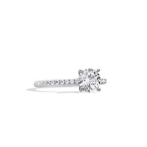 Bague de fiançailles en platine avec diamant rond brillant, style classique pour femme, diamant de laboratoire certifié IGI - Product Image 2