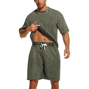 Conjunto de dos piezas para hombre, lavado ácido, talla grande, con logo personalizado serigrafiado, hombros caídos, camiseta y pantalones cortos, superventas para hombre. - Product Image 2