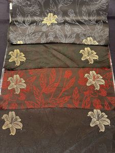 Fabricants d'abaya ultra douce avec une bonne brillance, douce au toucher, lisse, luxe, satin jacquard, brocart floral, tissus au toucher riche - Product Image 2