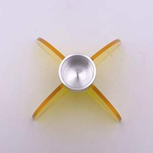 Bougeoir en acrylique moderne de style bricolage Design élégant avec des caractéristiques uniques pour la salle à manger - Product Image 2