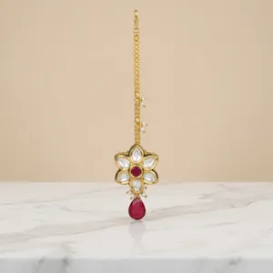 Bijoux de mode tendance Tikka en moissanite de haute qualité, plaqué or, style designer élégant, pour femmes et jeunes filles, idéal pour les mariages traditionnels. - Product Image 2