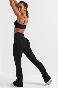 Conjuntos de 2 piezas OEM negros de alta demanda para mujer: leggings suaves de tiro medio y cintura alta con elástico - Product Image 2