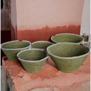 ตะกร้าเก็บของหวายธรรมชาติคุณภาพดีที่สุด งานแฮนด์เมด สีส้ม ลายสาน งานฝีมือพื้นบ้าน เป็นมิตรกับสิ่งแวดล้อม ใช้ได้หลากหลาย สำหรับจัดเก็บของ - Product Image 5