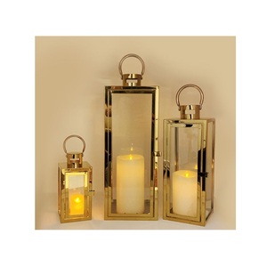 Farol de metal refinado diseñado para arreglos decorativos elegantes en patios, interiores y entornos de eventos. - Product Image 1