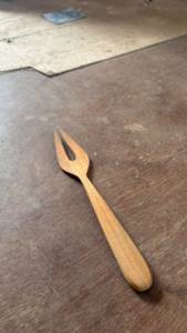Ensemble de couverts en bois jetables, fourchette, cuillère, couteau, finition mate, design minimaliste pour les événements de restauration - Product Image 2