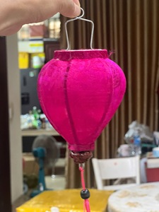 Linterna de Bambú Hecha a Mano en Vietnam, Decoración Colgante para Restaurantes, Fiestas y Bodas, Cubierta de Tela de Seda, Colorida, Venta al Por Mayor para Exportación - Product Image 6