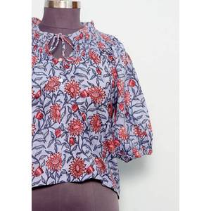 Hauts pour femmes confortables, élégants et vintage, imprimés floraux, 100% coton, respirants, design écologique pour les femmes actives - Product Image 2