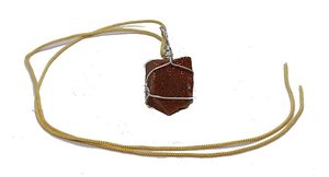 จี้ห้อยคอคริสตัลธรรมชาติ Natura GoldStone แบบลวดพัน  รูปทรงคริสตัลแบบหยาบสลักลาย  จี้แฟชั่นทันสมัยจากกูร์การัต - Product Image 5