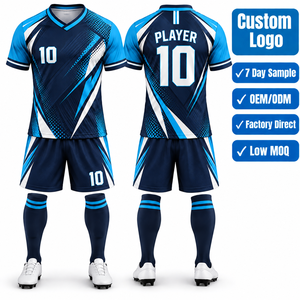 Ensemble de tenue de football personnalisé en 3 pièces, maillot, short et chaussettes, uniforme d'équipe de football, sublimation respirante, vente en gros OEM - Product Image 1