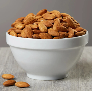 Amandes crues fraîches - Product Image 1