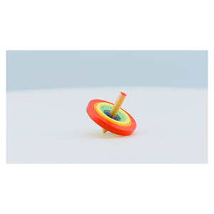 Trompo Kyo-Koma Miniatura de Bambú y Ratán de Calidad Superior, Seis Colores, Juguetes de Madera para Niños al Aire Libre - Product Image 2