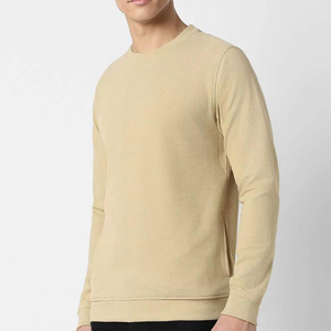 Sweat-shirt surdimensionné en coton imprimé et brodé, style streetwear, fabriqué au Pakistan - Product Image 2