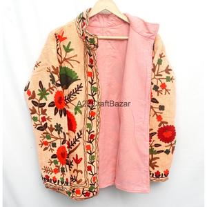 Veste en coton pour femme, multicolore, faite à la main, tricotée, brodée Suzani, col en V, motif floral, respirante, séchage rapide, écologique - Product Image 2
