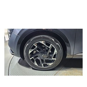 Kia Sportage 1.6 Turbo Essence 2WD 2022 avec caméra de recul, sièges en cuir, conduite à gauche - 68 275 km - Product Image 5